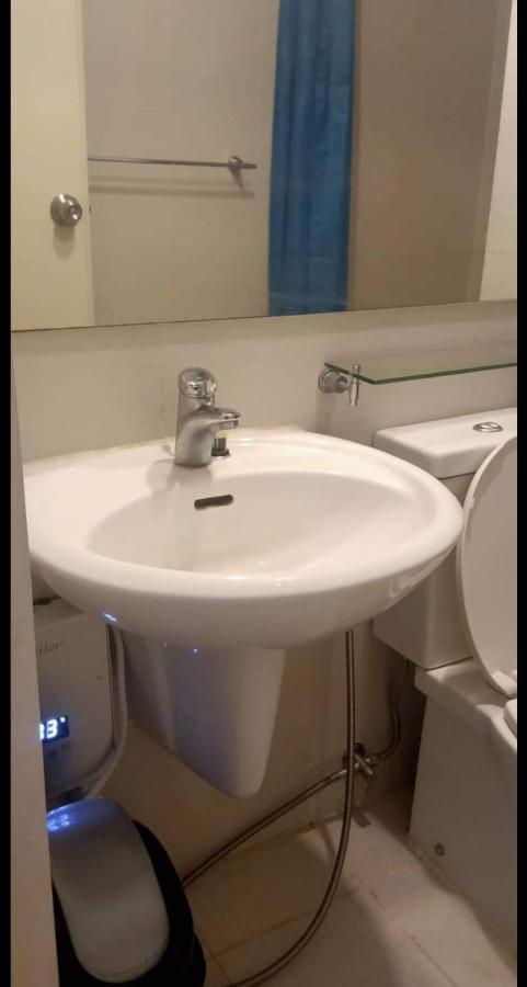 Condotel At Sm Bicutan Манила Экстерьер фото